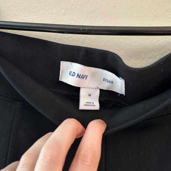 Old Navy Stevie Black Ankle Ponte Pants Size M - Picture 6 of 6